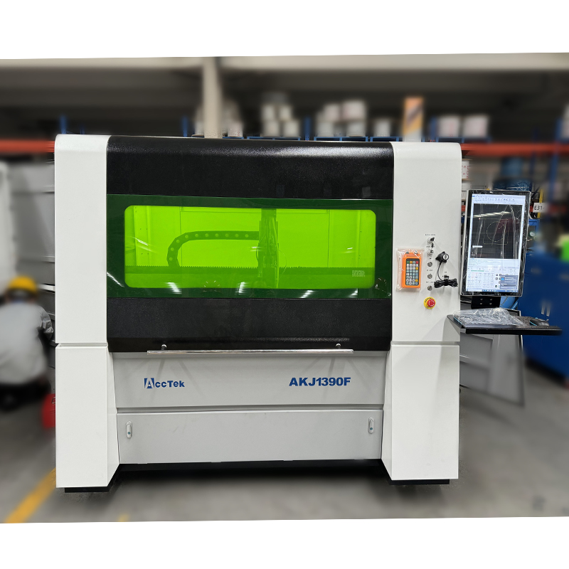 JINAN Attrezzature per l'indus - Industrial Fiber Laser Cutting Machine recensione e prezzo