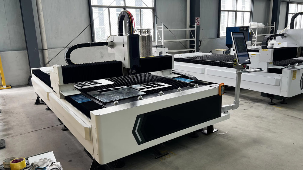 Macchina da Taglio Laser a Fib - Industrial Fiber Laser Cutting Machine recensione e prezzo