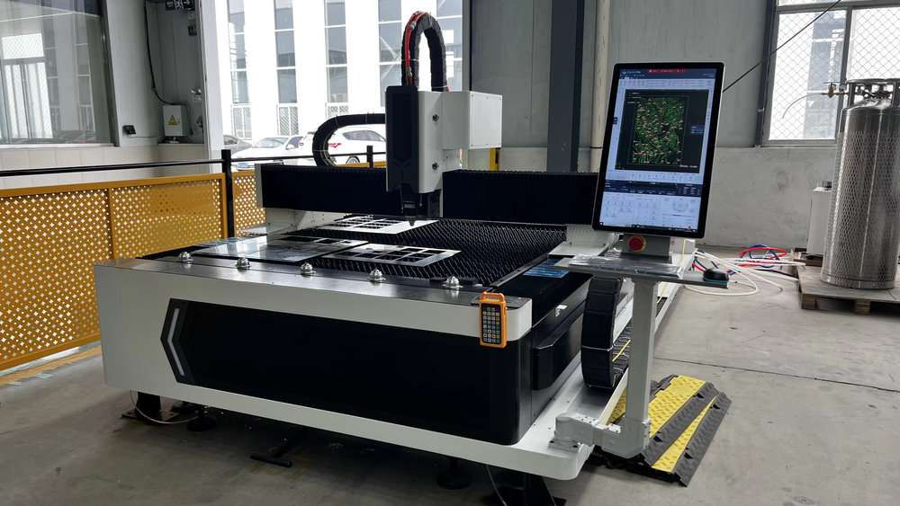 Macchina da Taglio Laser a Fib - Industrial Fiber Laser Cutting Machine recensione e prezzo